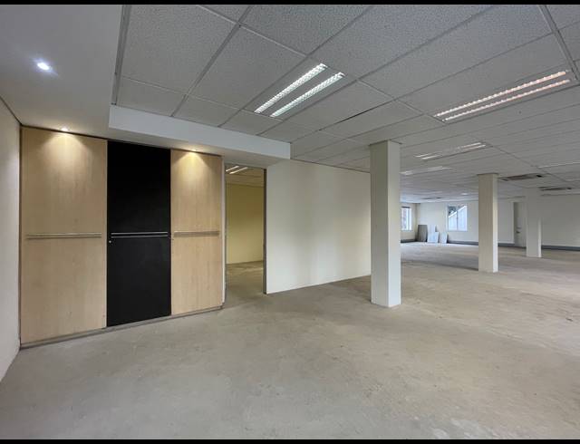 607M² OFFICE TO LET IN SANDTON CENTRAL